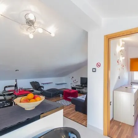 Haus Petra App * Медулин